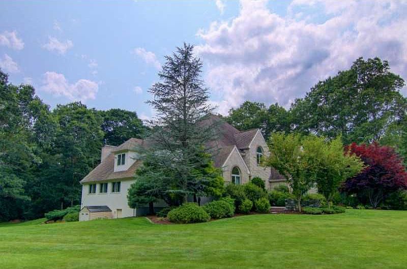 2nd image of 198 Glen Hill Dr