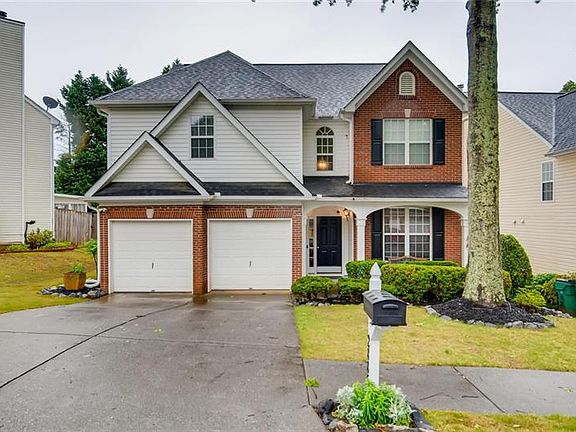 2nd image of 2885 Georgian Manor Dr