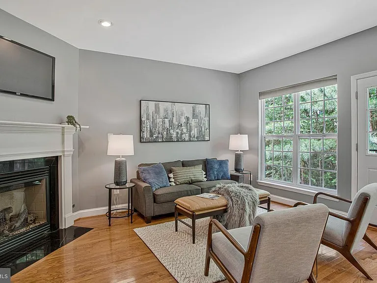 23435 Aster Way — Photo 4