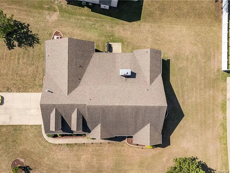 3805 Sunchase Dr — Photo 36