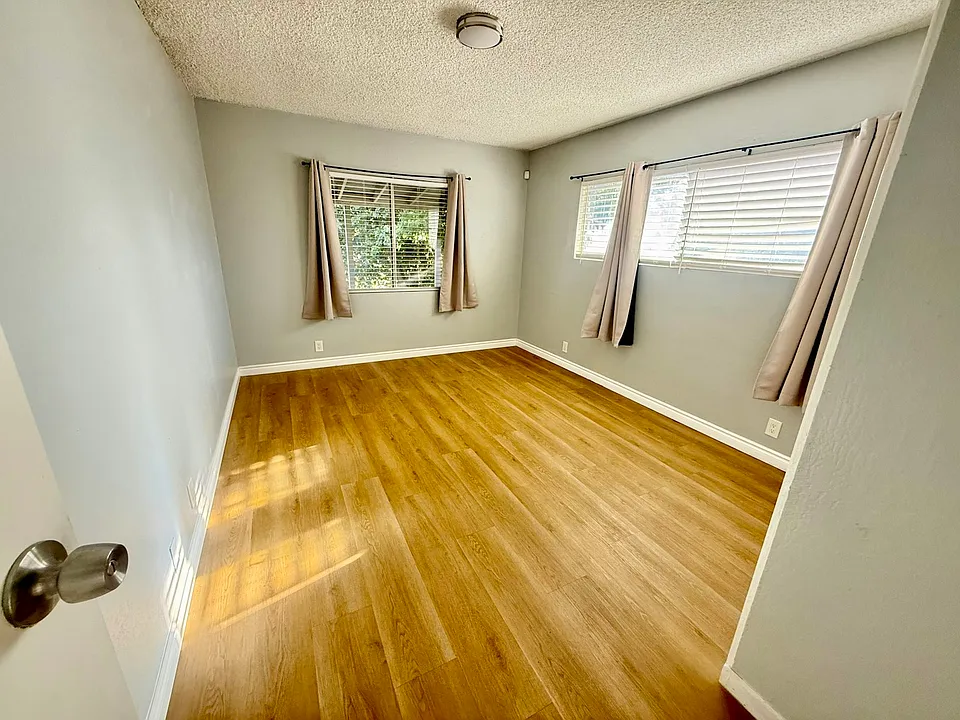 Bedroom#1 (unfurnished)