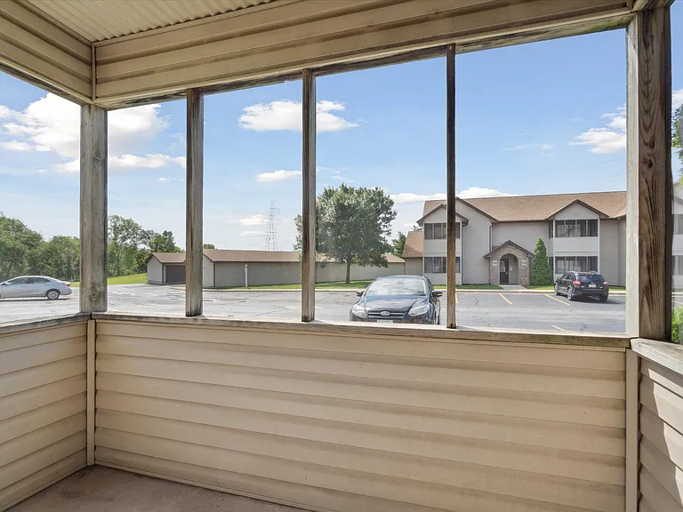 Two Bedroom A - 2 Bed / 1 Bath - 882 Sq.Ft.