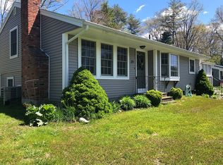 25 Allen Ln, Ipswich, MA 01938