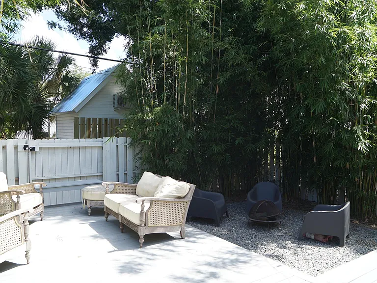 1712 E 4th Ave — Photo 11