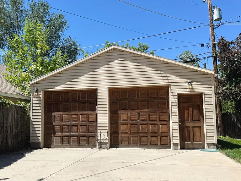 1920 S Imperial St — Photo 17