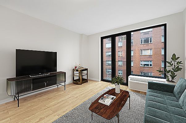 1st image of 181 E 101st St #607