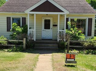 1823 Highland Ave, Eau Claire, WI 54701