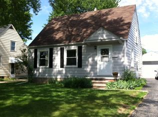 315 Hawthorne St, Elyria, OH 44035