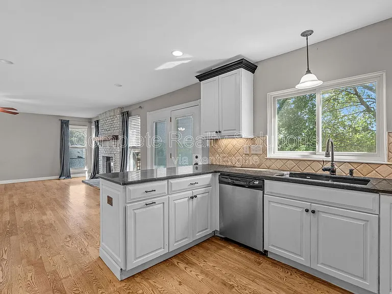 16610 Green Needle Ct — Photo 26