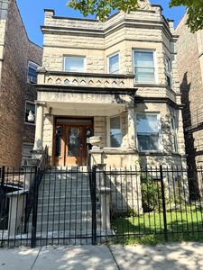 3908 W Gladys Ave, Chicago, IL, 60624