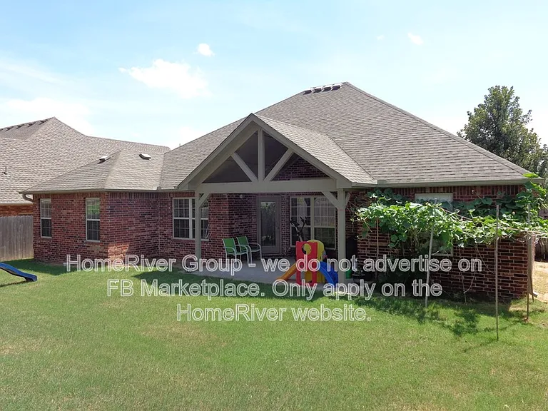 1012 W Fargo Ln — Photo 26