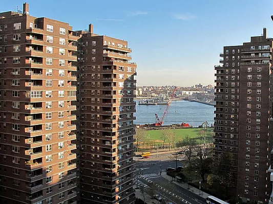 Sold by LoHo Realty | media 4