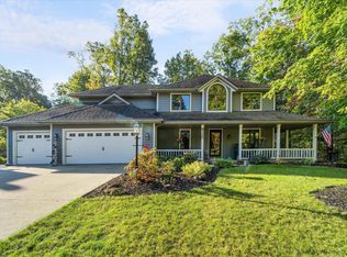 9325 Timber Ridge Ct, Fort Wayne, IN 46804