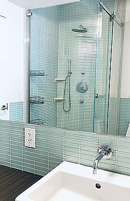 3rd image of 165 N 10th St APT 4B