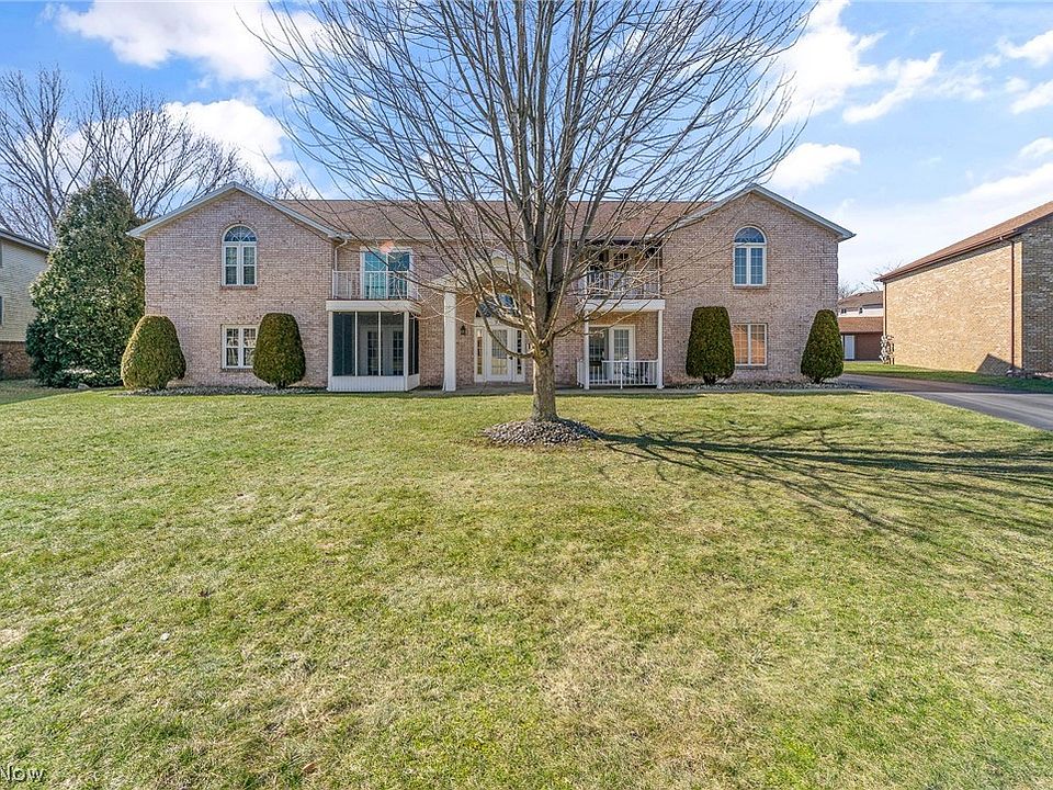 1st image of 930 Pearson Cir