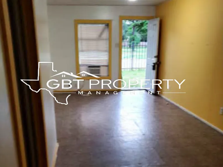 LPP 205 - 207 Davis — Photo 4