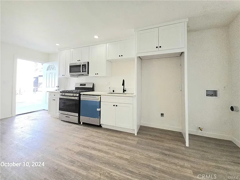 8524 Beverlywood St #1/4 — Photo 2