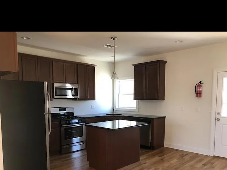 1-32 Bove Ln — Photo 4