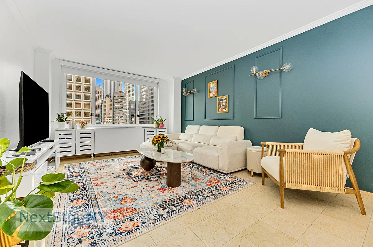 245 East 54th Street — Photo 1