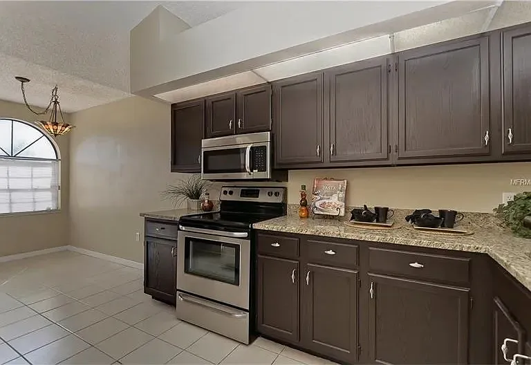 10494 Saint Tropez Pl — Photo 15