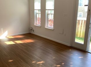 13749 Avonshire Dr, Silver Spring, MD 20904