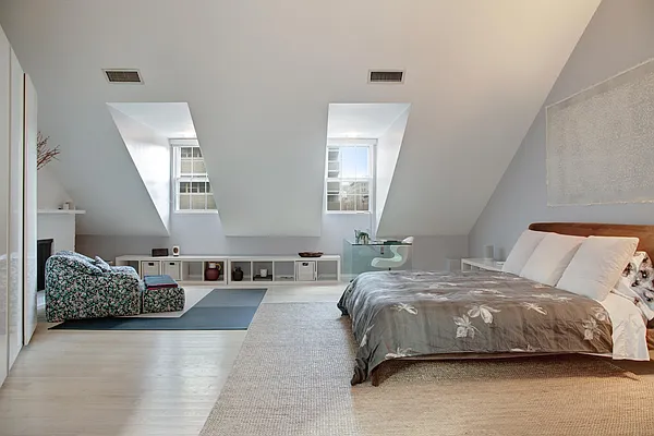 Sold by Compass | media 15