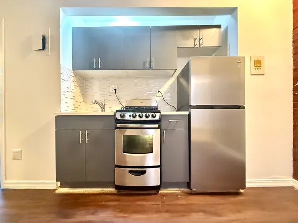 206 East 81st Street image 1 of 5