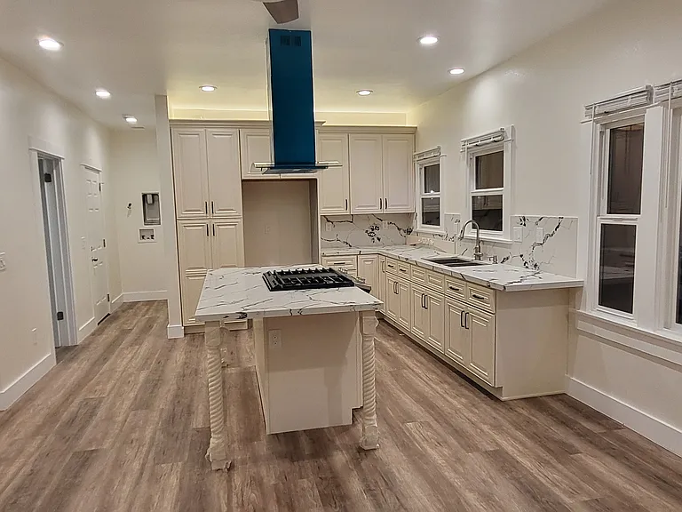 Lime Ave — Photo 1