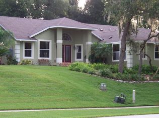 585 Summerwood Dr, Minneola, FL 34715
