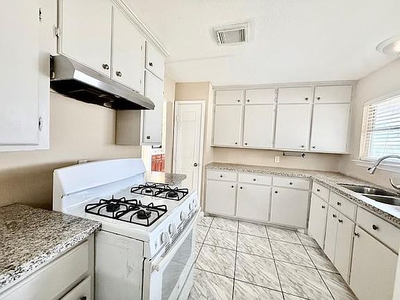 5th image of 510 Roper St