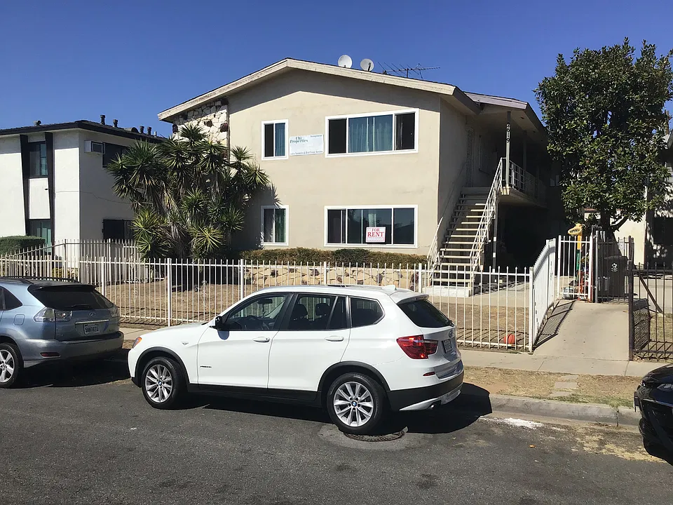 2619 W Imperial Hwy #6