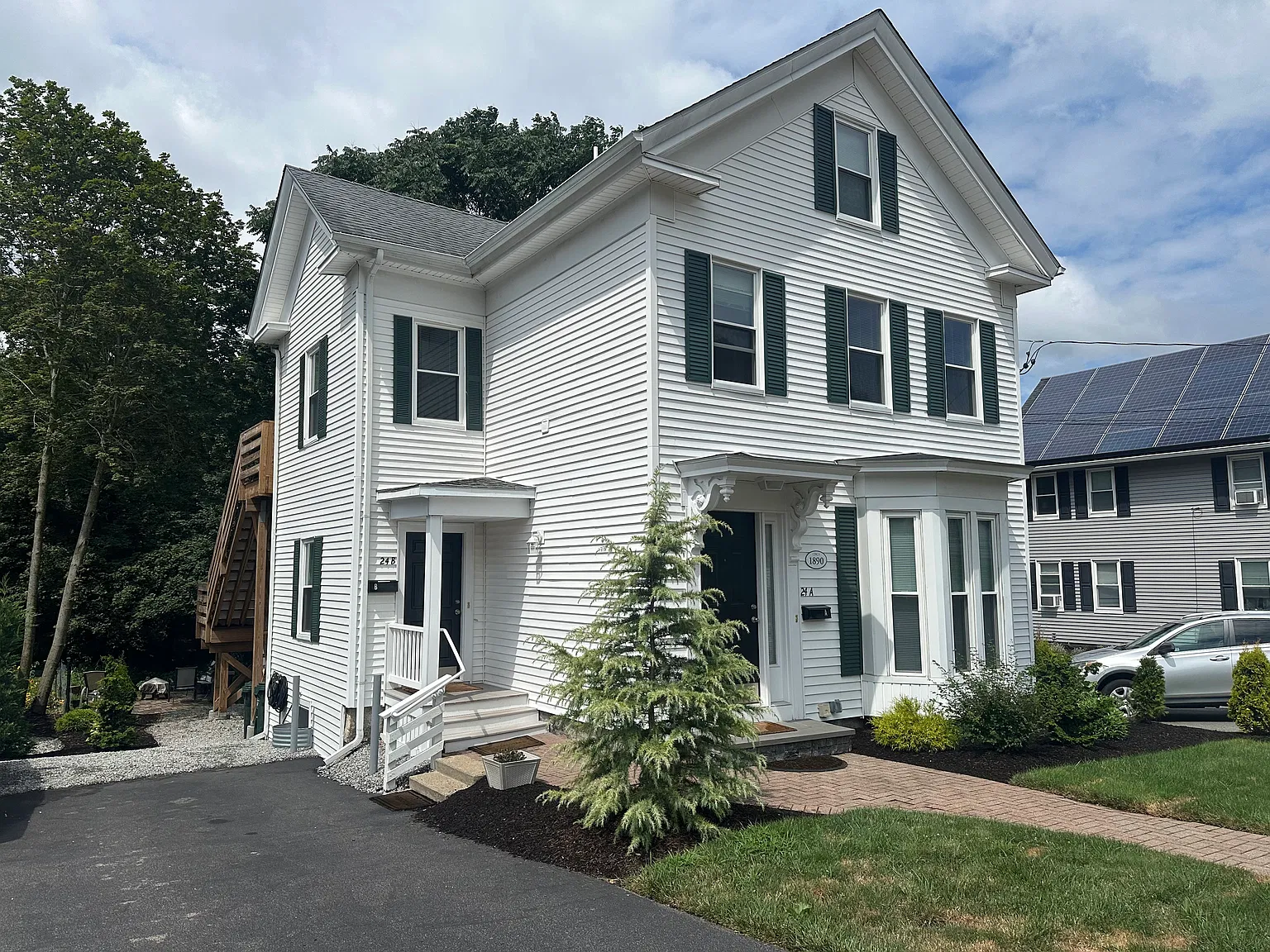 2 bed, 930 sqft, $3,000 — Photo 2