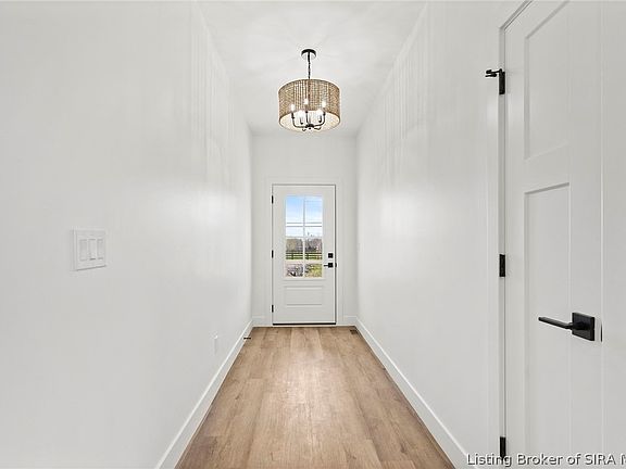 3rd image of 3450 N Michigan Road