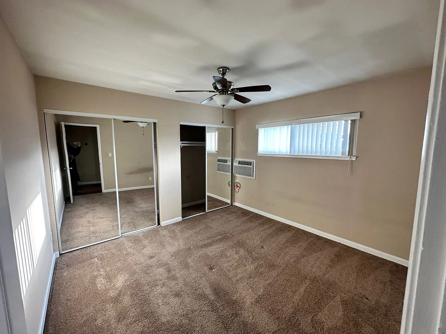 346 - 300 Dunster Dr — Photo 2