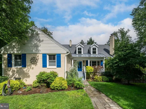7016 Wilson Ln, Bethesda, MD 20817