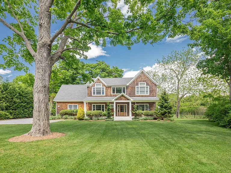 112 Montauk Hwy — Photo 4