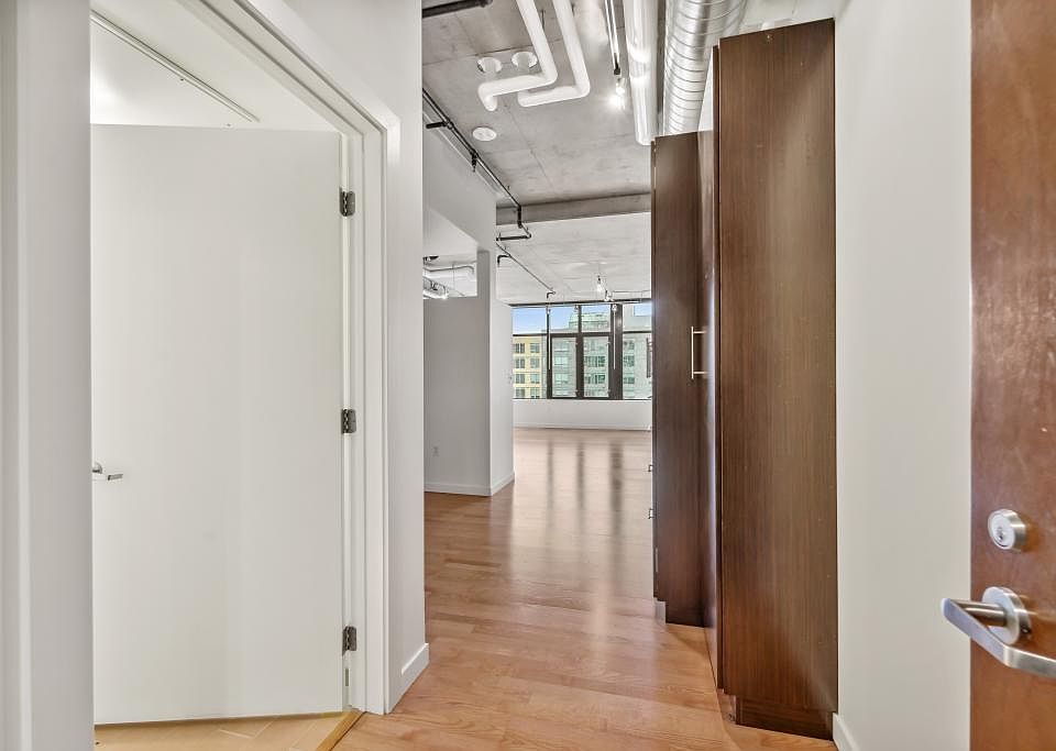2720 3rd Ave APT 1106, Seattle, WA 98121 | Zillow