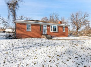 21299 Sunset Ave, Warren, MI 48091