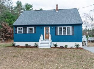 47 Norris Rd, Tyngsboro, MA 01879