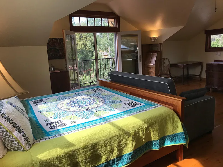 Balcony Room