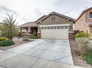 2901 E Santa Fe Ln, Gilbert, AZ 85297