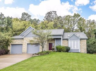 3755 Sunburst Ridge Ln, Cincinnati, OH 45248