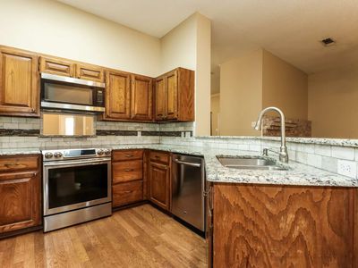 665 Cardinal Ridge Rd, Burleson, TX, 76028