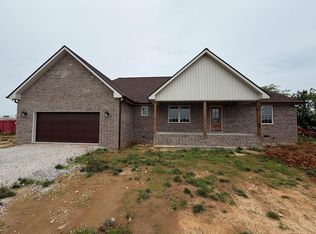 326 Billy T Dr, Elkton, KY 42220