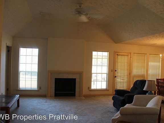 2nd image of 6610 Larkspur Ct