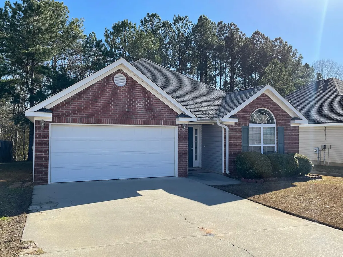 Building Photo - 612 Lory Ln