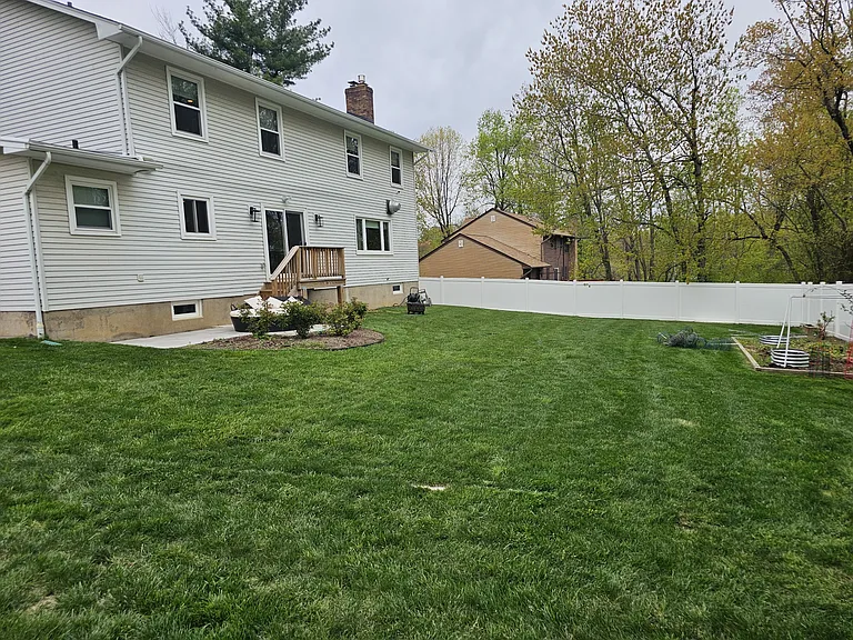 79 S Powder Mill Rd — Photo 33