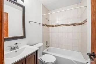 907 Curtiss St #101 — Photo 13