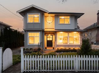 2034 Chaucer St, Oak Bay, BC V8R1H7