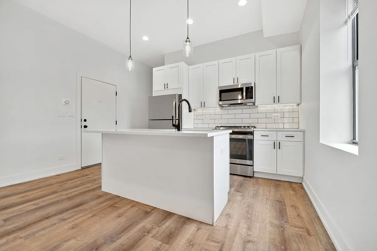 2219 N Hamilton Ave Apt 3, Chicago, IL 60647 HotPads